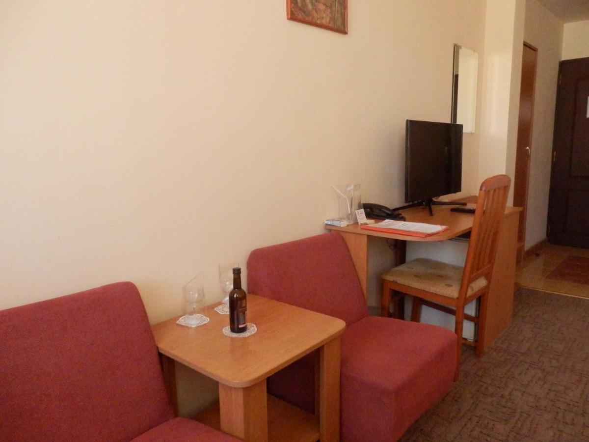 семеен роза Hotel